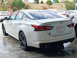 نيسان ألتيما
